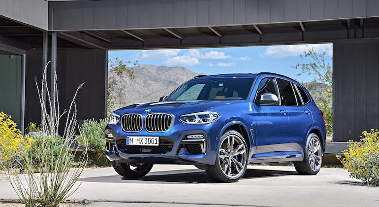 BMW X3.