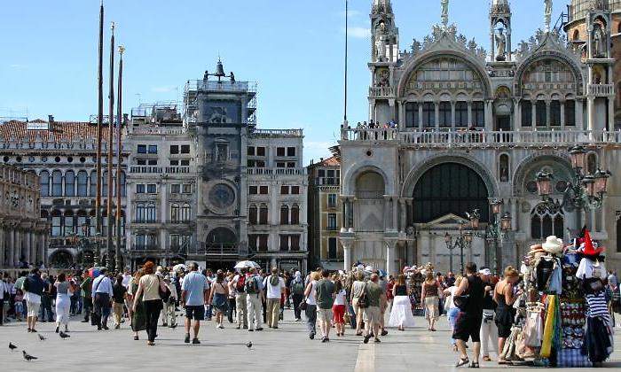 venecia-san-marcos-turismo-plaza-770-dreamstime.jpg
