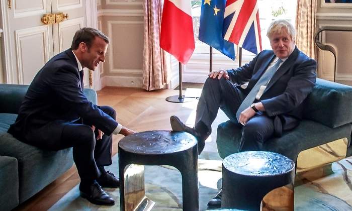 macron-johnson-pie-mesa-reuters.jpg