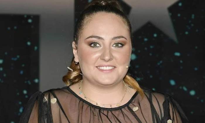 rocio-flores-cheque-770.jpg