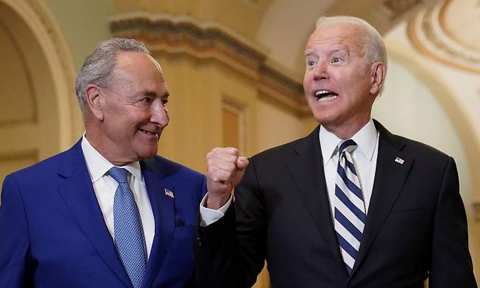 schumer-biden-eeuu-reuters-770x420.jpg