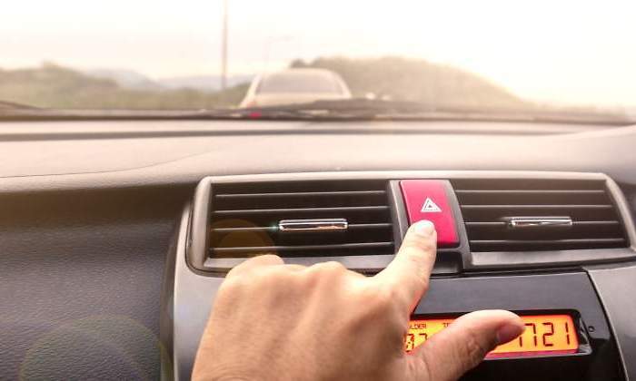 luces-emergencia-coche-multa-dreamstime.jpg