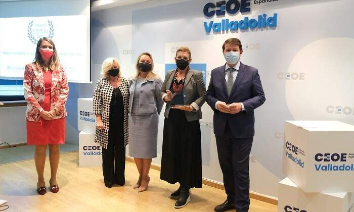 PremiosCEOS.jpg