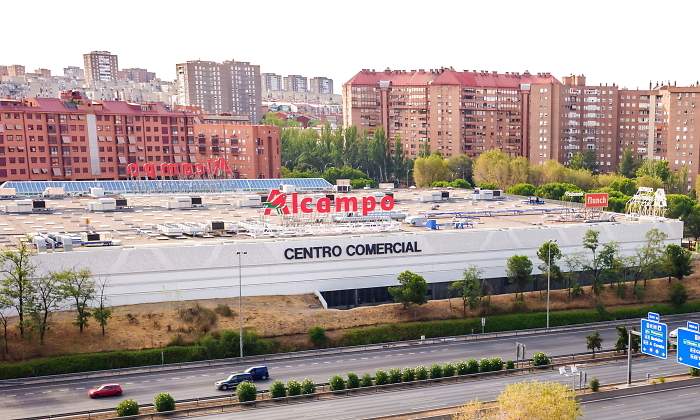 alcampo-compra-carrefour-asi-quedaria-istock.jpg