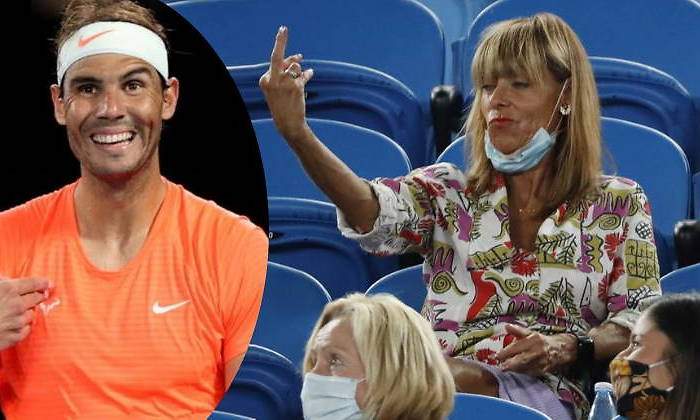 rafa-nadal-peineta-mujer-770.jpg