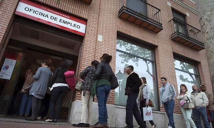 paro-oficina-empleo.jpg