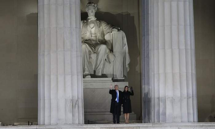 trump-melania-lincoln-20E-reuters.jpg