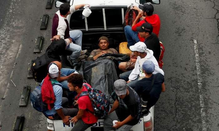 caravana-migratoria-mexico-efe.jpg