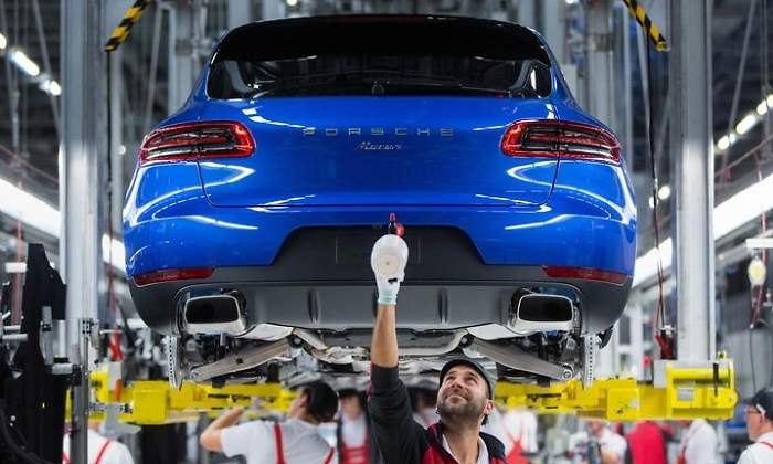 porsche-planta-produccion-macan-bloomberg.jpg