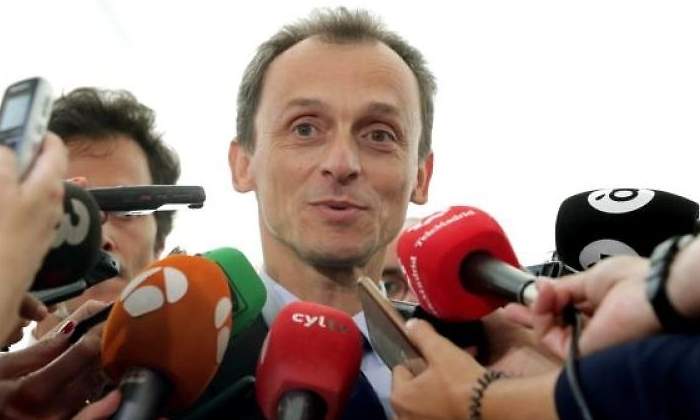 duque-pedro-microfonos.jpg