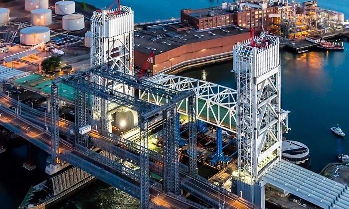 Puente levadizo sobre el ro Fore Massachusetts Estados Unidos