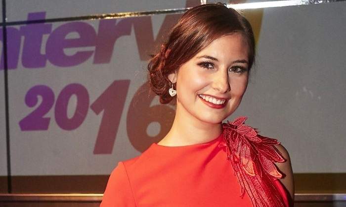 chica-interviu.jpg