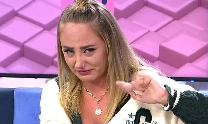 rocio-flores-llora770.jpg