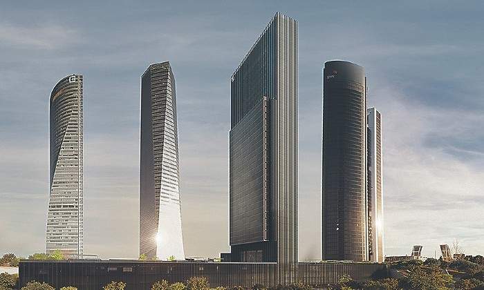 caleido-vista-de-las-Cuatro-Torres-de-Madrid-y-Caleido-en-el-medio.jpg