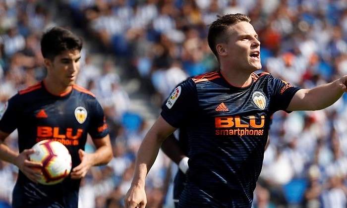 gameiro-2018-valencia-celebra-efe.jpg