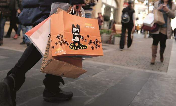 compras-bolsas-calle-770.jpg