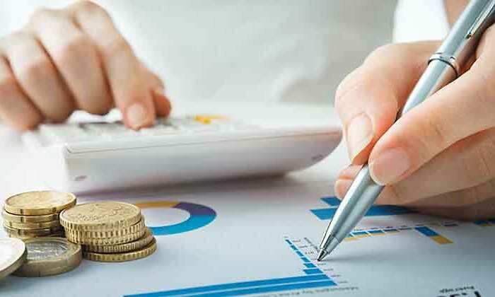 Finanzas-dinero-cuentas-Istock.jpg