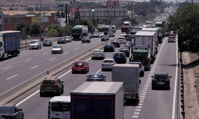 trafico-atasco-carretera-coches-europapress.jpg