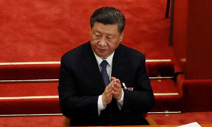 xi-jinping-china-serio-aplaudiendo-22mayo2020-reuters-770x420.jpg