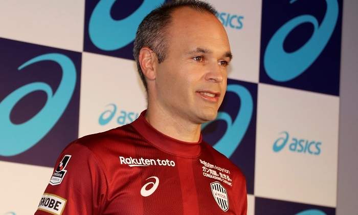 iniesta-asics-presentacion-efe.jpg