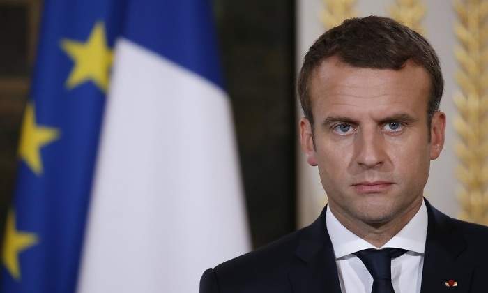 macron-bandera-efe.jpg
