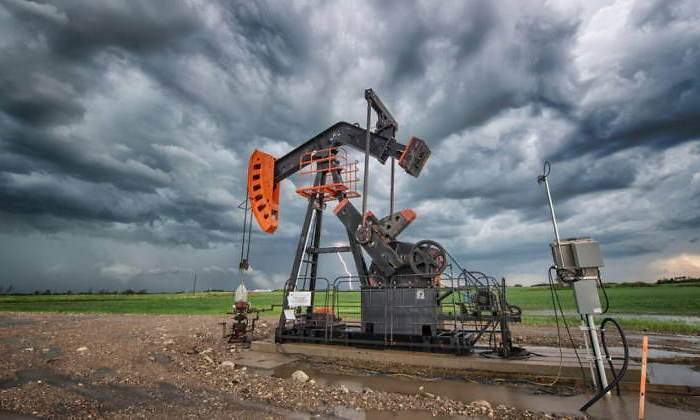 petroleo-reestructuracion.jpg