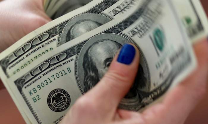dolares-billetes-reuters-770x420.jpg