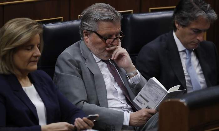 mendez-vigo-lee-mocion-efe.jpg