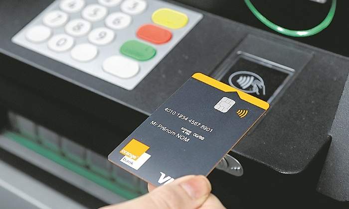 tarjeta-orange-bank-cajero-reuters-770x420.jpg