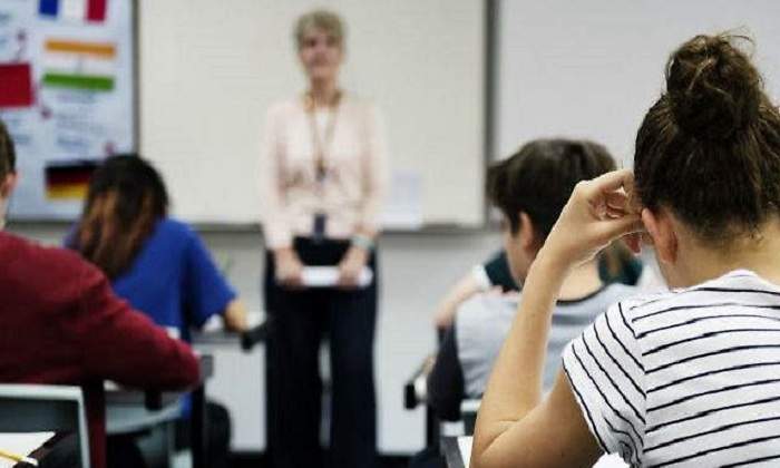 700x420_examen-defini.jpg
