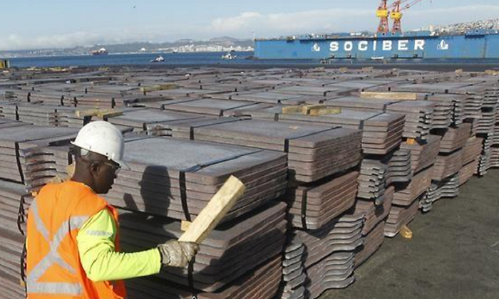 cobre-embarque-reuters.png