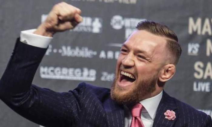 connor-mcgregor-cordon-press.jpg
