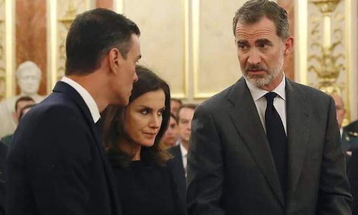 felipe-monumental-cabreo-pedro-sanchez-pablo-iglesias-770.jpg