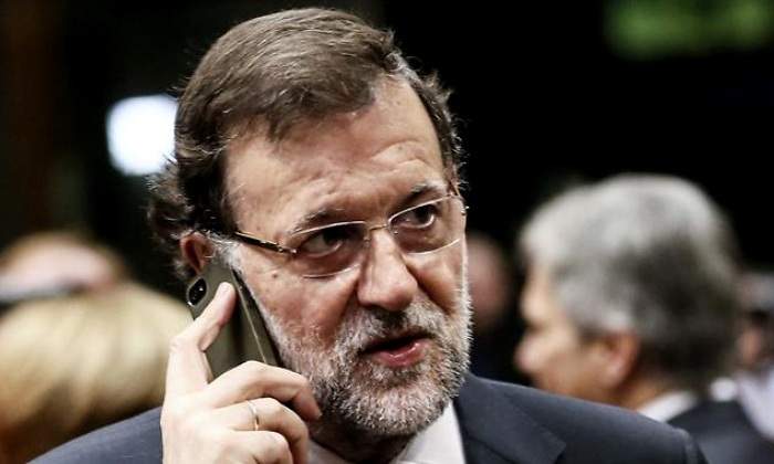 rajoy-telefono-efe.jpg
