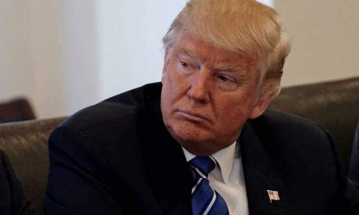 trump-sentado.jpg