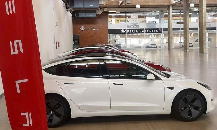 tesla.jpg