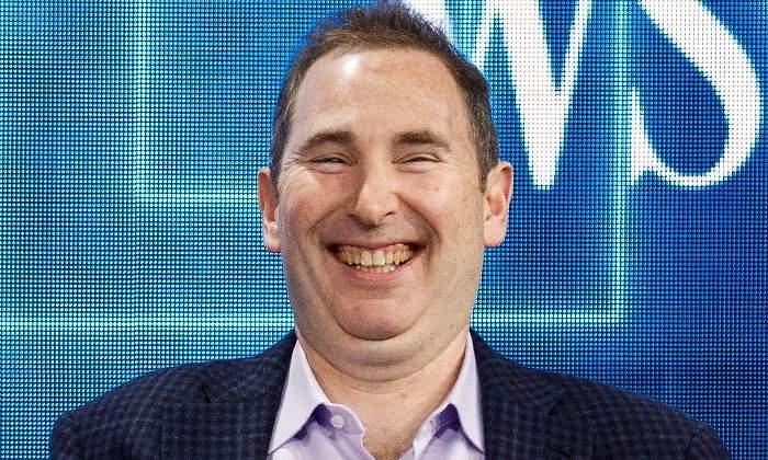 Andy-Jassy-sonrie-alamy.jpg