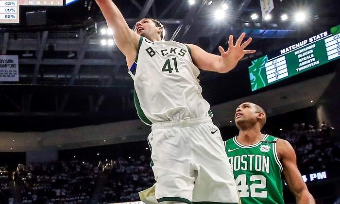 mirotic-celtics-partido2-efe.jpg