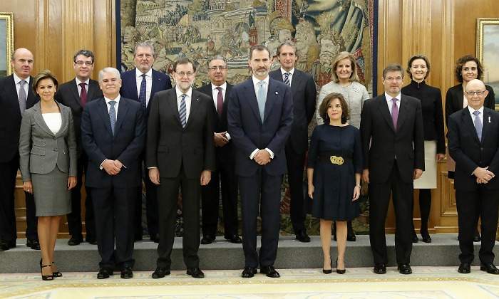 ministros-rey-abierta.jpg
