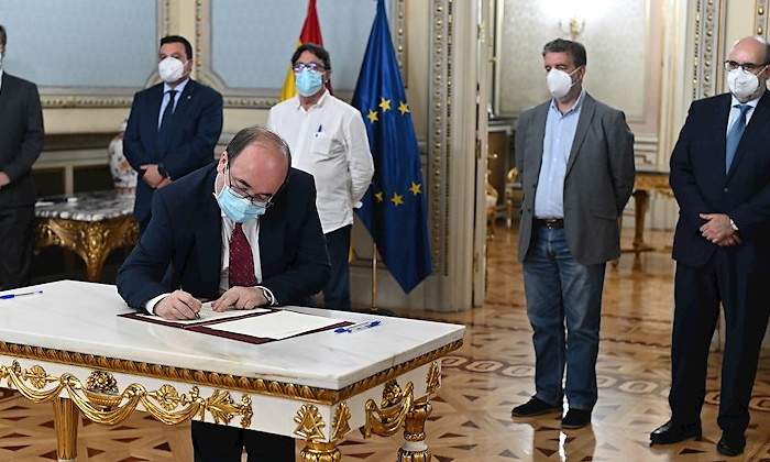 iceta-firma-interinos-efe.jpg