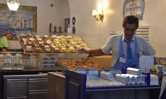 pasteleria-pasteis-de-belem.jpg