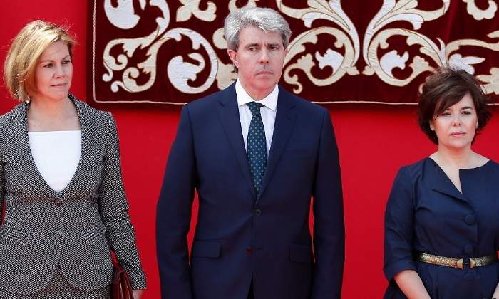cospedal-garrido-santamaria-2mayo-efe.jpg