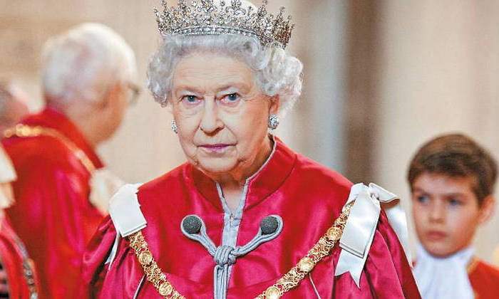 reina-isabel-ii-veto-leyes-enfurece-reino-unido-770.jpg