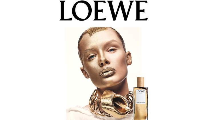 Kris Grikaite para Loewe.