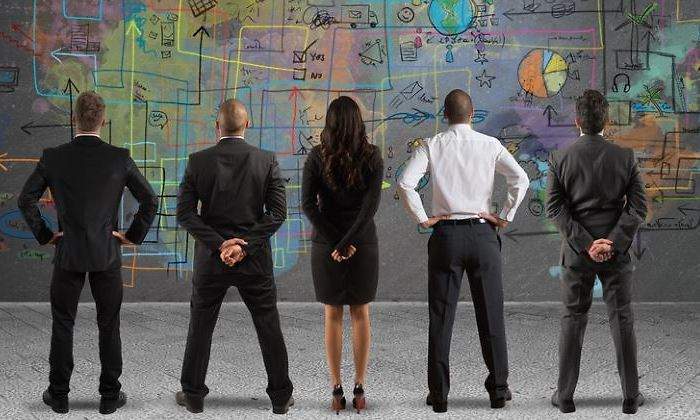 equipo-trabajo-graficos-770-dreamstime.jpg