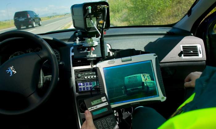 radar-movil-coche-policia.jpg