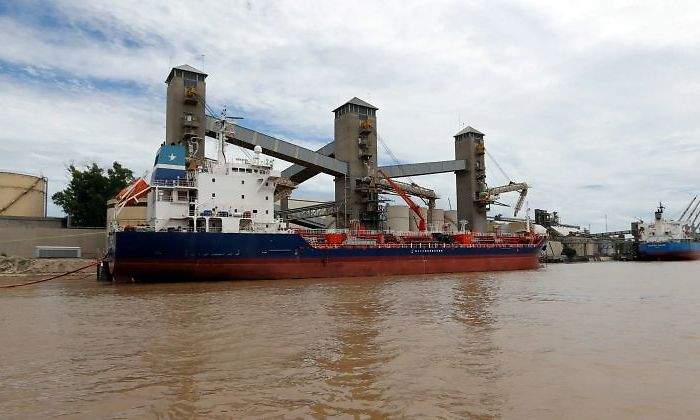 Barco-buque-exportacion-contenedor-container.jpg