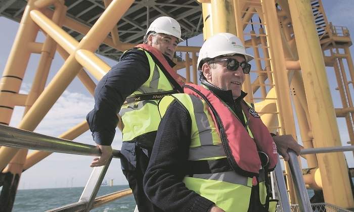 Sanchez-Galan-Iberdrola-aerogenerador.jpg