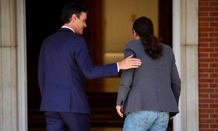 sanchez-iglesias-moncloa-reuters.jpg