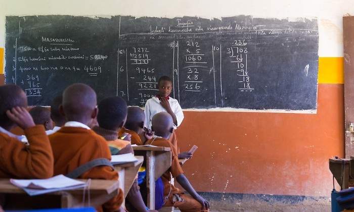 escuela-en-Tanzania.jpg